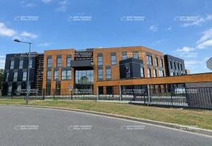 Location bureaux Olivet - Proche tramway et commerces