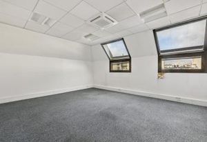 Location bureaux Vincennes - Proche RER A et métro Bérault