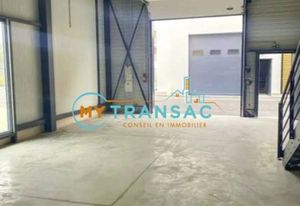 Location local d'activité Bagnolet - Proche métro et A3