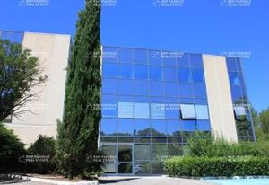 Location bureaux Aix-en-Provence - Parc du Golf - Proche transports