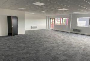 Vente cellules d'activités Persan - Proche A16