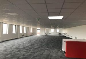 Locaux d'activité et bureaux à vendre Tremblay-en-France - Proche A1/A3/A104
