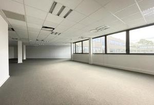 Location bureaux Pessac - Proximité Tram et Bus