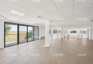Location bureaux Sophia Antipolis - Proche autoroute A8, gare et aéroport