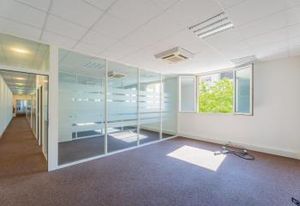 Bureaux à louer Montrouge centre - Proximité transports