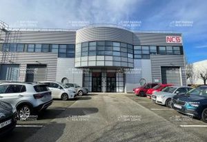Location local d'activité Elancourt - Accès facile