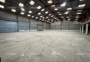 Location entrepôt Fleury-les-Aubrais - 6 portes à quai