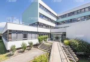 Location bureaux Saint-Martin-d'Hères - Proche services et stationnement