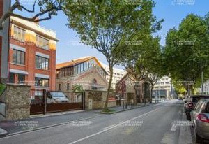Location bureaux Gentilly - Proche RER B et centre commercial