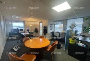 Vente bureau Pacé - Proche transports