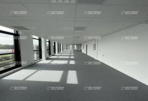 Location bureaux Saint-Herblain - Pied du tramway