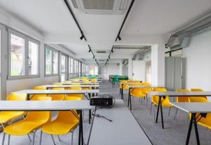 Location bureaux Paris 18 - Proche transports en commun
