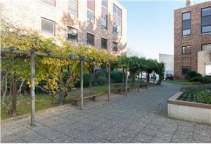 Location bureaux Saint-Denis - Proche transports en commun