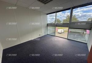 Location bureau Saint-Cyr-sur-Loire - Proche transports