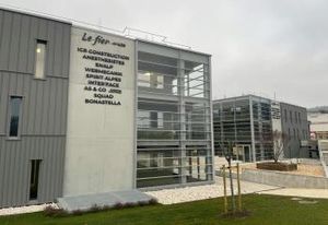 Location bureaux Argonay - Proche DASSAULT et Clinique, accès facile