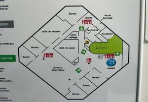 Vente bureaux Orléans Nord-Est bien desservi