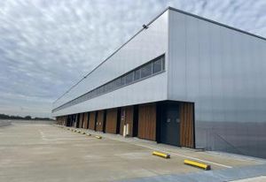 Location local d'activité Tremblay-en-France - Proximité A1, A3, A104 et RER B