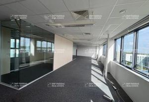 Location bureaux Tours Nord - Environnement de travail complet