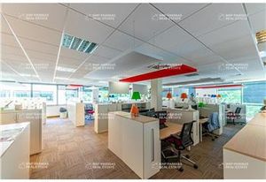 Location bureaux Serris - Proche Val d'Europe