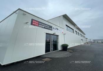 Locaux d'activités et bureaux à vendre Sauvagnon