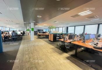 Bureaux à louer Île de Nantes - Très bien desservi