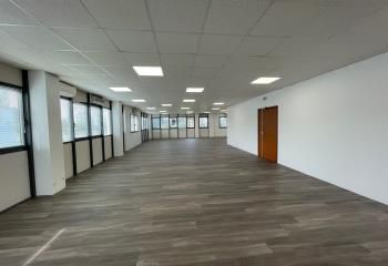 Location bureaux La Chapelle-sur-Erdre - Proche bus et périphérique