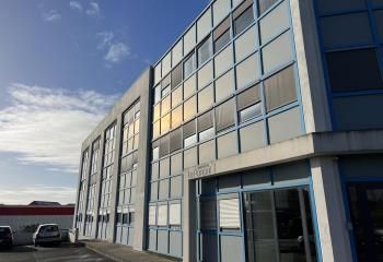 Location bureaux Saint-Herblain - Proche centre commercial Atlantis