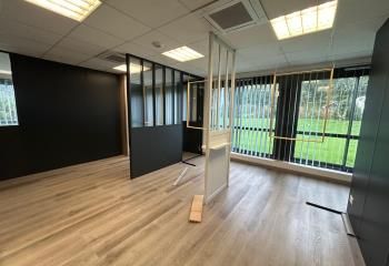 Location bureaux Guérande - Proche D99 et zone de Villejames