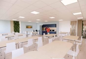 Location bureaux Saint-Nazaire - Proximité D213 et services