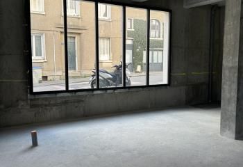 Vente bureau Nantes - Proche bus et tram