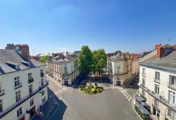 Location bureaux Nantes centre - Proche bus et tram
