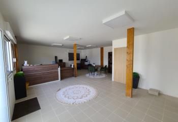 Location bureau Pornichet - Zone d'activités, 4 places de parking