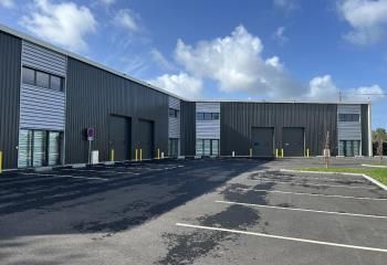 Location locaux d'activité Saint-Etienne-de-Montluc - Parc sécurisé