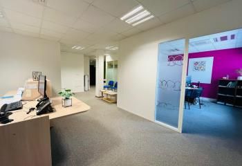 Vente bureaux Trignac - Proche gare et parkings inclus