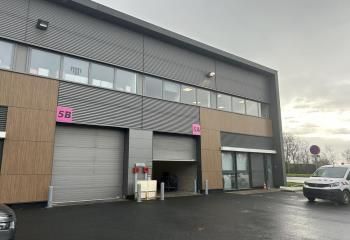 Local d'activité à louer Saint-Étienne-de-Montluc - Proche N165