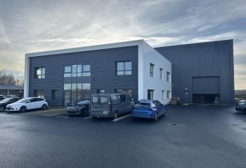 Location entrepôt La Chevrolière - 1553 m² - Sécurisé et récent