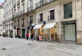 Location local commercial rue Crébillon - Nantes centre