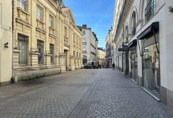 Location local commercial Nantes hyper centre - Grande vitrine