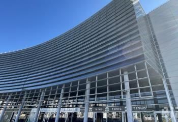 Location bureaux Bordeaux - Quartier Ravesies - Tramway et parking