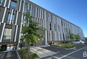 Location bureaux Bruges - Parc de Chavailles, proche tramways et bus