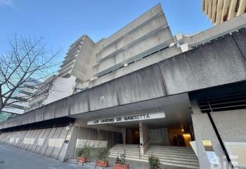 Vente bureau Bordeaux - Quartier Mériadeck, tramway et bus