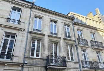Location bureaux Bordeaux - Proche Jardin Public et Tramway