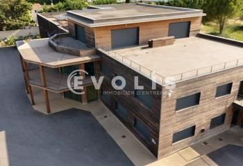 Bureaux à vendre Saint-Rémy-de-Provence - Proche bus et autoroute