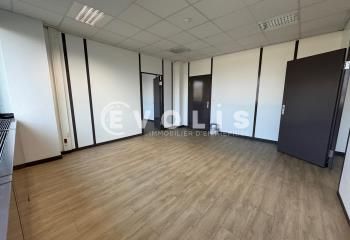 Location bureaux Amiens Sud - Proche autoroutes A1, A16, A29 et gare SNCF