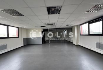 Location bureaux Villers-Bretonneux - Proche Amiens, autoroutes A1, A16, A29 et gare SNCF