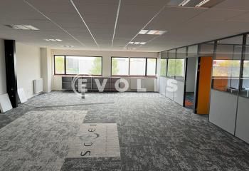 Location bureaux et stockage Camon - Proximité A1/A16/A29