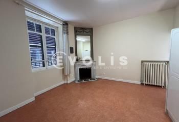 Location bureaux Mandres-les-Roses - Centre-ville et transports