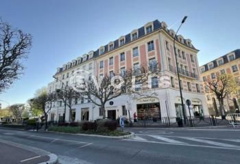 Location bureaux Le Raincy - Proche RER E et commerces