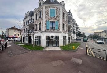 Local commercial à louer Villiers-sur-Marne - Proche gare RER E