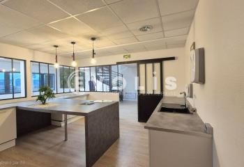 Location bureaux Serris Bourg - Proche A4 et RER A Val d'Europe